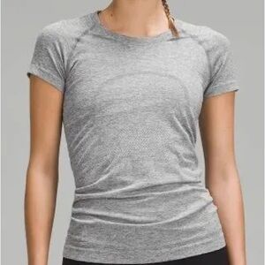 lululemon athletica Gray Short Sleeve Top